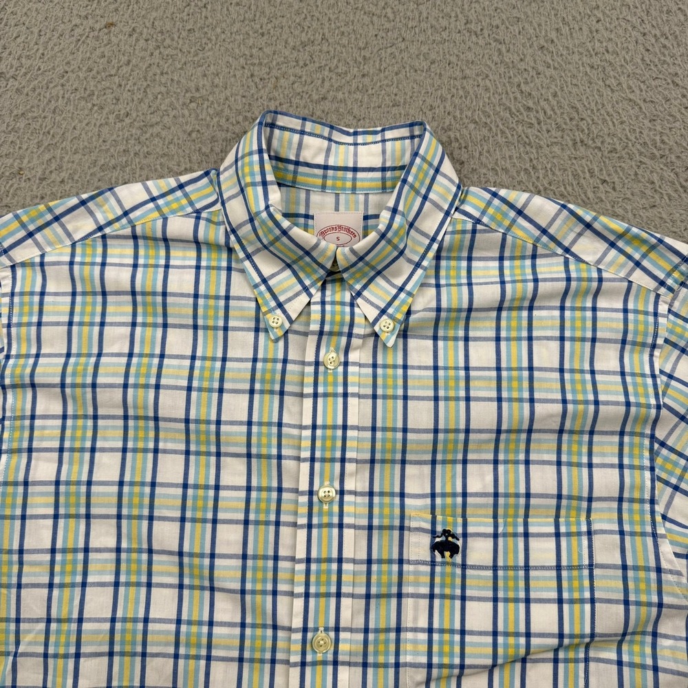 Brooks Brothers 346 Shirt Mens Small Blue Yellow Plaid Short Sleeve Button Down